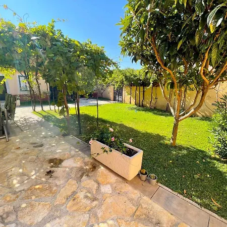In 42242 Villa